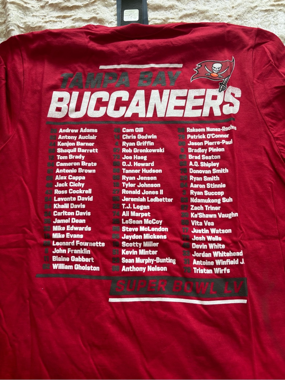 Fanatics Red Tampa Bay Buccaneers Long-Sleeve Shirt with Super Bowl LIV Graphics - Picture 2 of 3